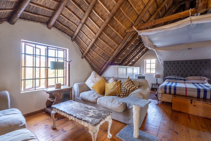 5 Bedroom Property for Sale in Mcgregor Western Cape
